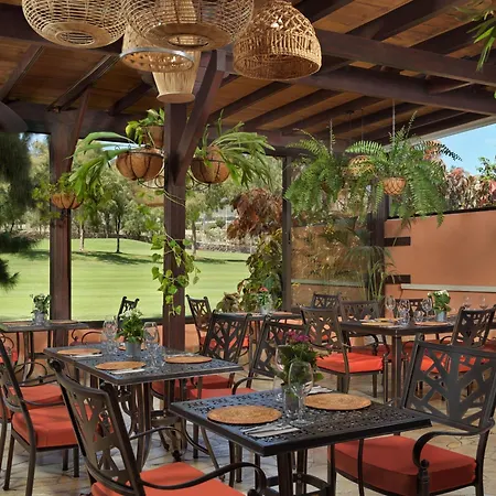 Garden Eco & Hotel